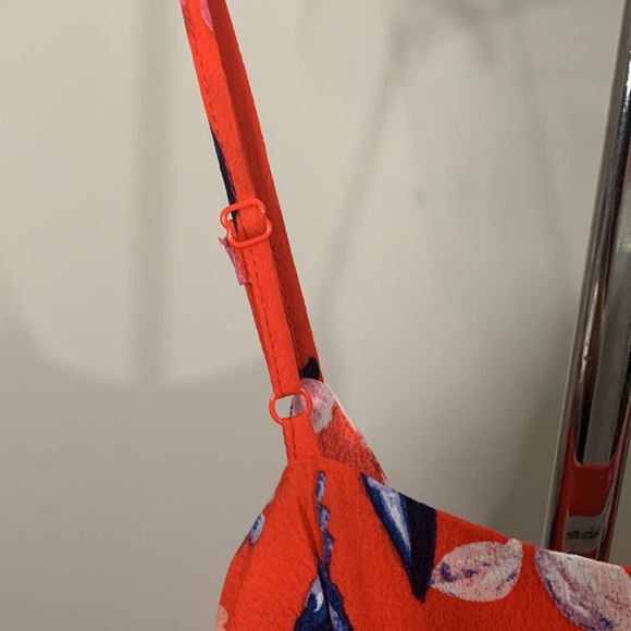 Berkley Cami cupcakes and cashmere Color: Poppy red Size: M - Picture 7 of 9